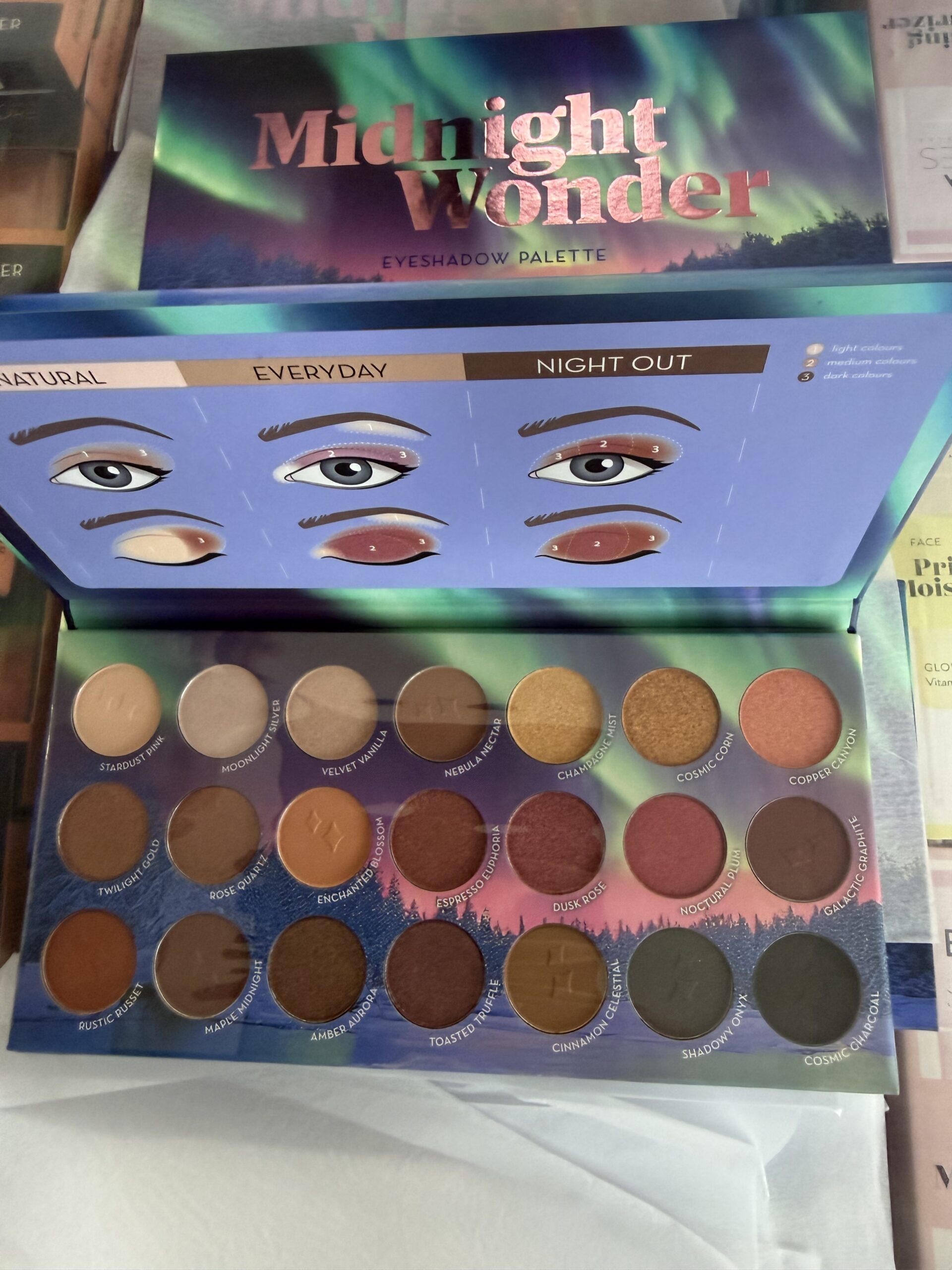 PALETTE À MAQUILLAGE – Image 1