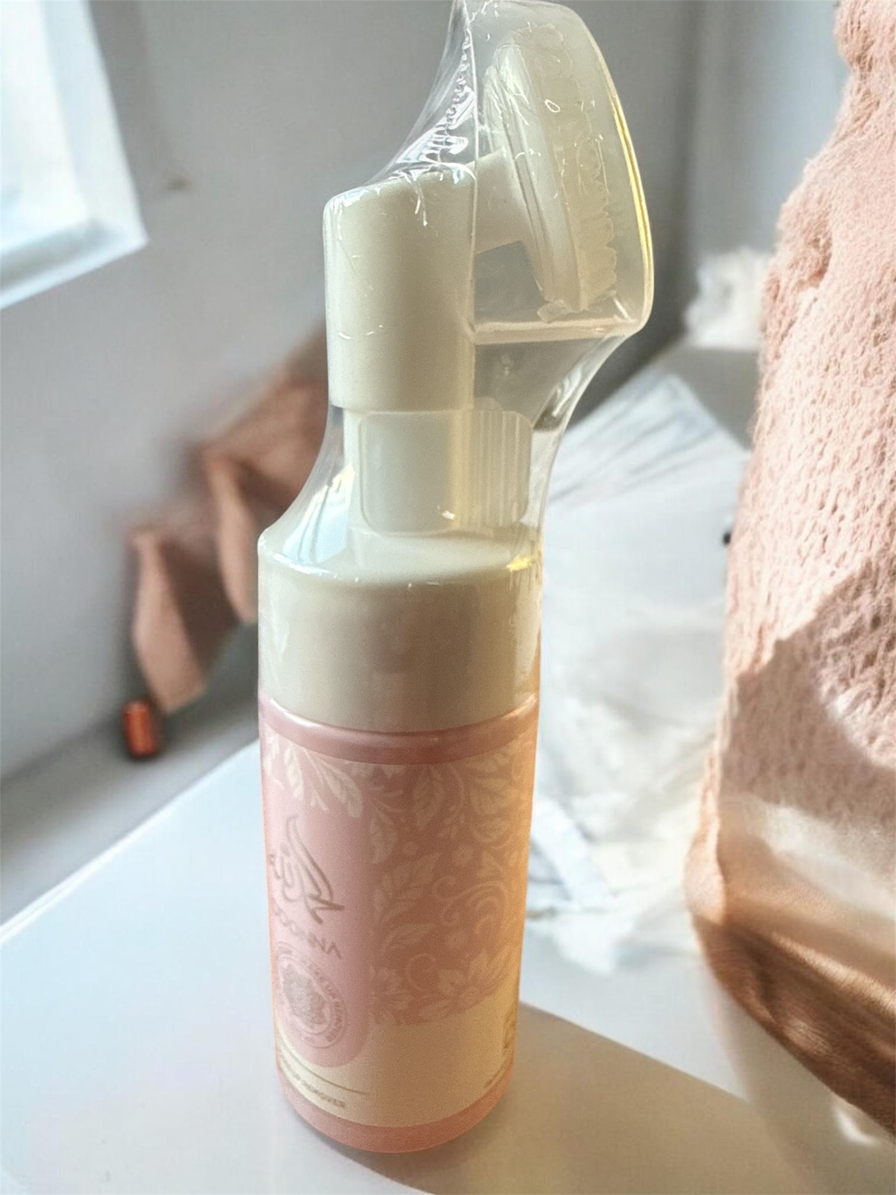 MOUSSE DÉMAQUILLANTE ET NETTOYANTE YARA – Image 1